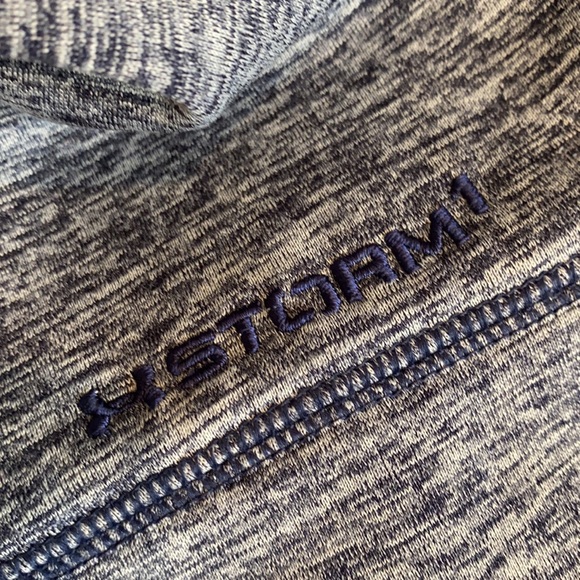 Boys XL Under Armour Hoodie - Picture 10 of 10